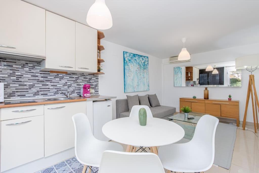 Casita Con Jardin, Bbq, Wifi, Centro Y Playa Villa Empuriabrava Bagian luar foto